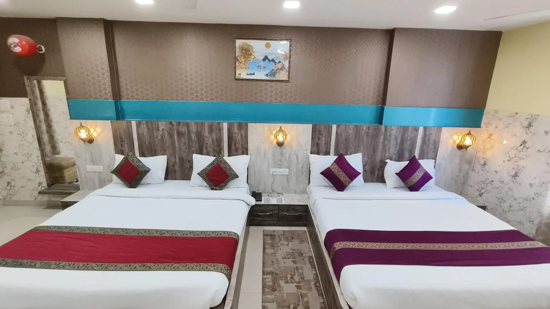 Hotel R S Residency فاراناسي 2*,  الهند